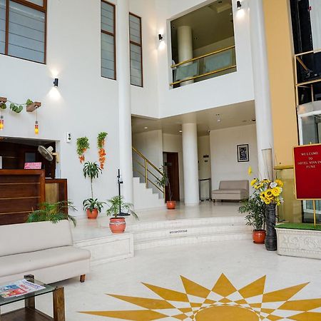 Hotel Viva Inn Yerandwane Eksteriør billede